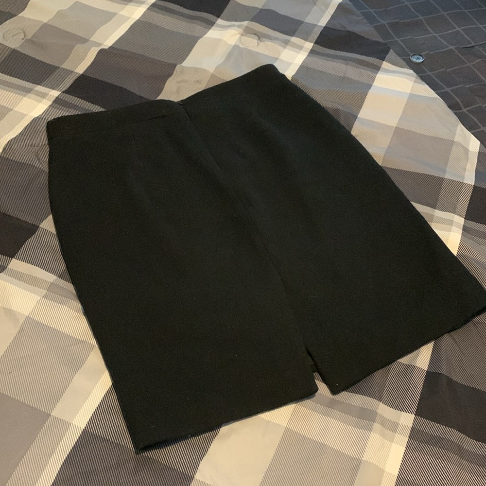 J. Crew Mercantile Black Wool Skirt Black Size 4 Pencil Straight Line A Frame - Picture 7 of 7